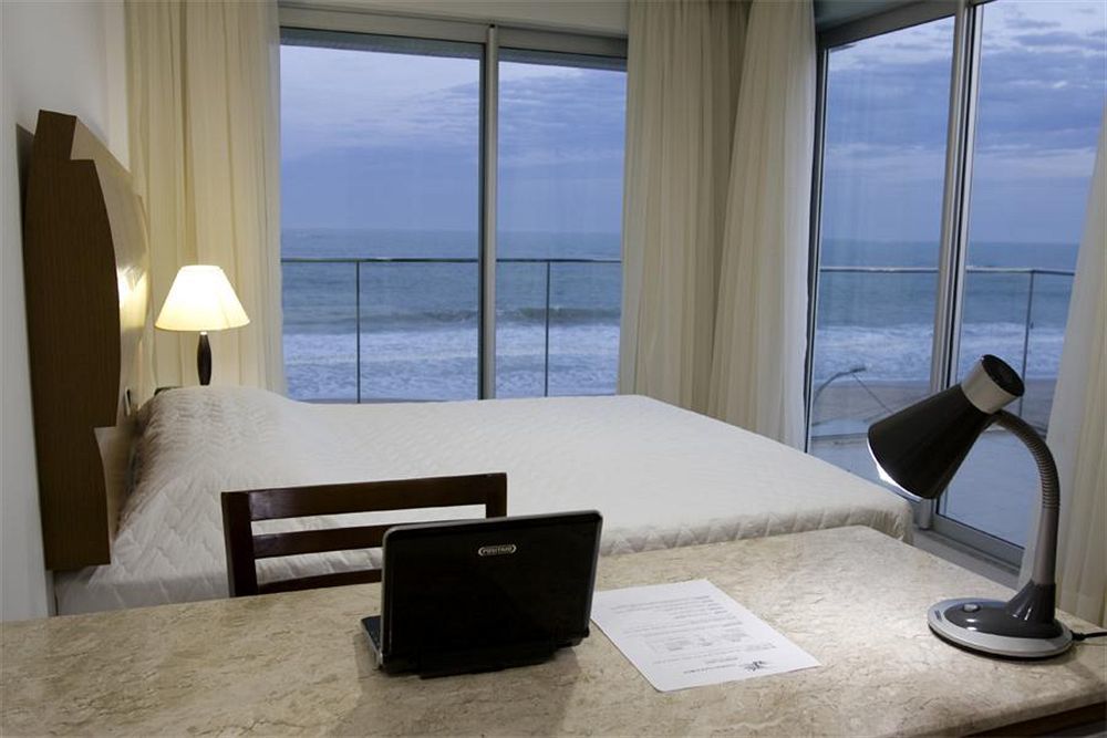 Hotel Brisa Tropical De Macae Exterior photo
